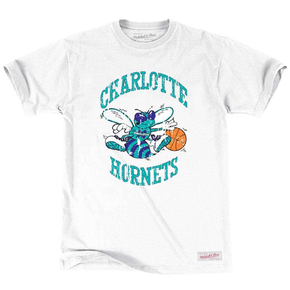 Mitchell And Ness T-Shirts Charlotte Hornets Mitchell & Ness NBA Distressed HWC T-Shirt - White