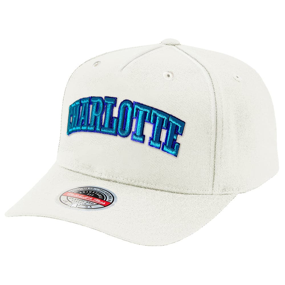 Mitchell And Ness Caps Charlotte Hornets Mitchell & Ness NBA HWC Logo Classic Red Snapback Hat - Vintage White
