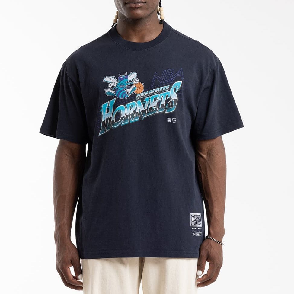 Mitchell And Ness T-Shirts Charlotte Hornets Mitchell & Ness NBA Last Second Shot Vintage T-Shirt - Faded Black