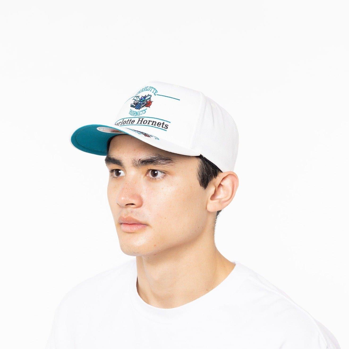 Mitchell And Ness Caps Charlotte Hornets Mitchell & Ness NBA Show Up Classic Red Snapback Hat - Off White