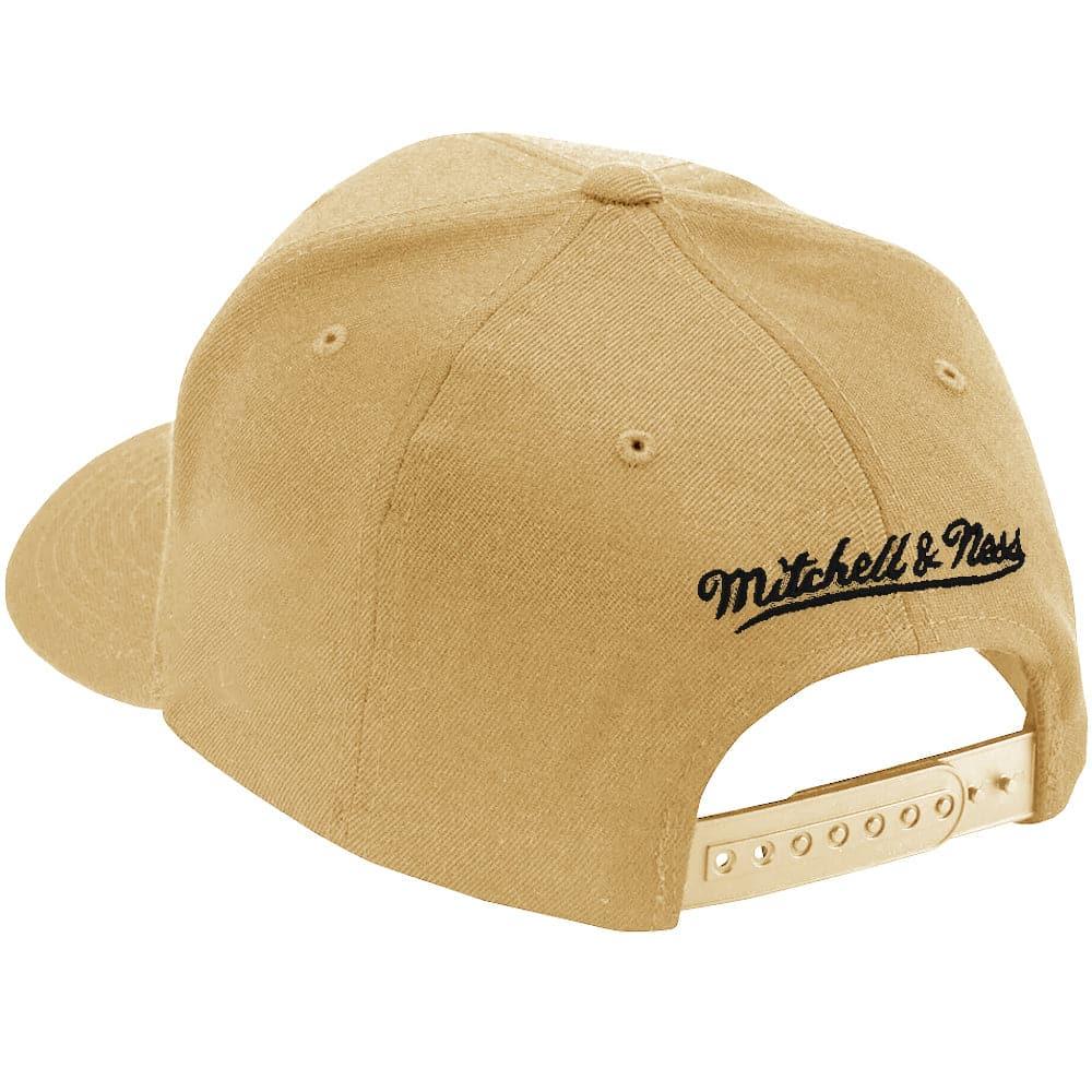 Mitchell And Ness Caps Charlotte Hornets Mitchell & Ness NBA Team Classic Red Curve Snapback Hat - Khaki