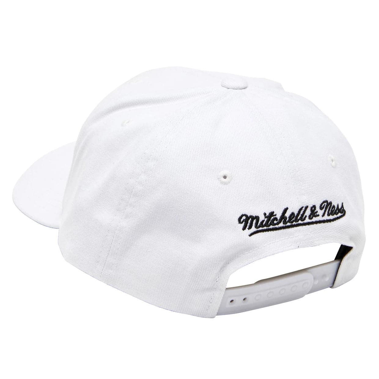 Mitchell And Ness Caps Chicago Bulls Mitchell & Ness NBA 91-92 Champs Curved Deadstock Snapback Hat - White