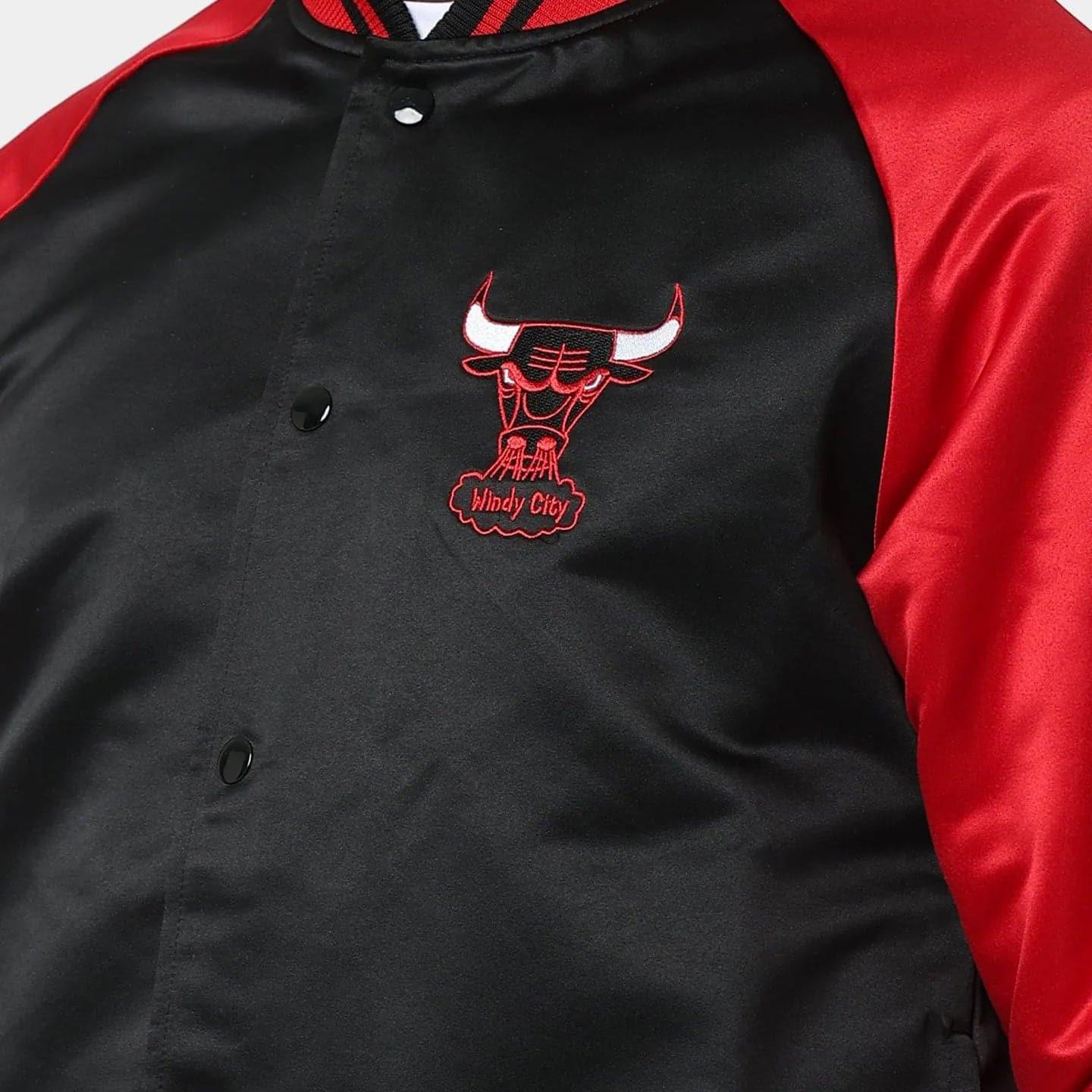 Mitchell And Ness Jackets Chicago Bulls Mitchell & Ness NBA Colossal Premium HWC Jacket - Black