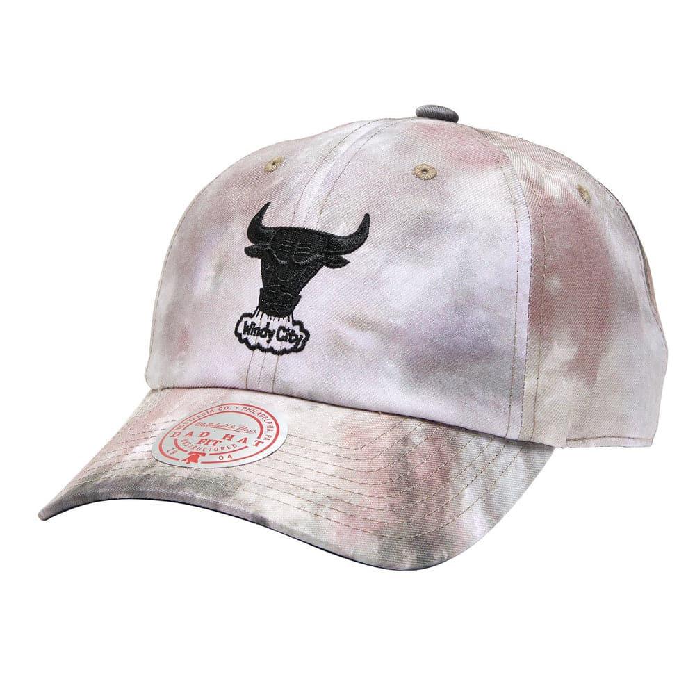 Mitchell And Ness Caps Chicago Bulls Mitchell & Ness NBA HWC Cool Head Strapback Curve Hat - Red