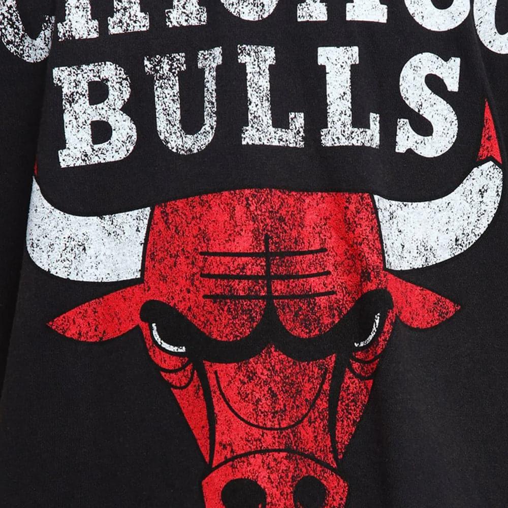 Mitchell And Ness T-Shirts Chicago Bulls Mitchell & Ness NBA HWC Distressed Logo T-Shirt - Black