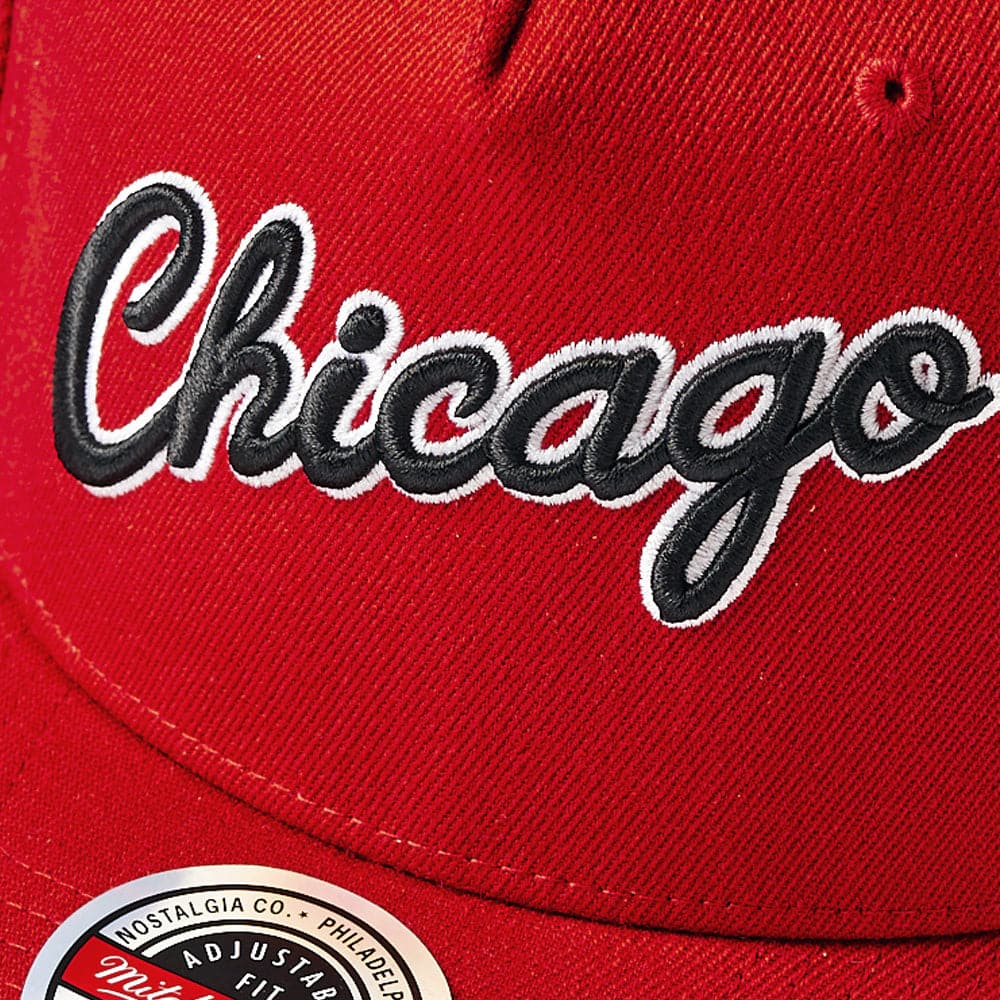 Mitchell And Ness Caps Chicago Bulls Mitchell & Ness NBA Short Hook Classic Red Snapback Hat - Red