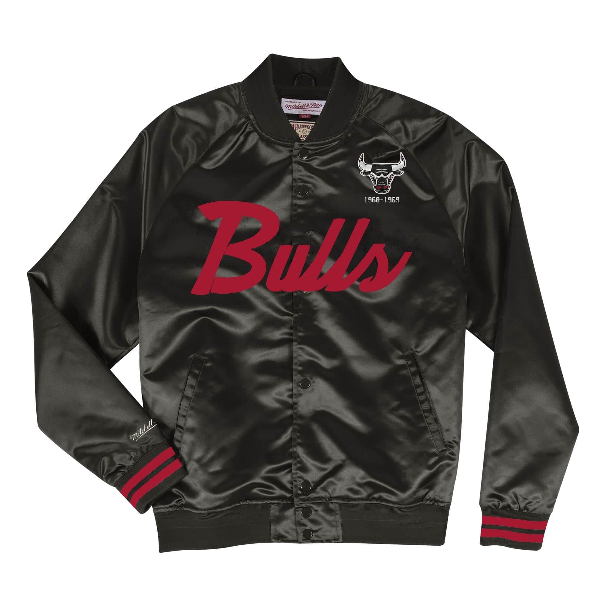 Mitchell And Ness Jackets Chicago Bulls Mitchell & Ness NBA Special Script Satin Jacket - Black