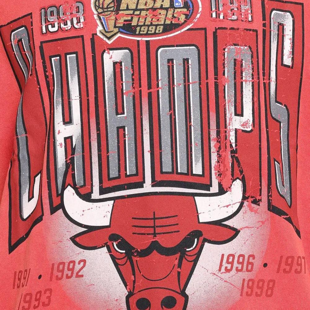 Mitchell And Ness Jumpers Chicago Bulls Mitchell & Ness NBA Winner Takes All Vintage Crew Jumper - Faded Red