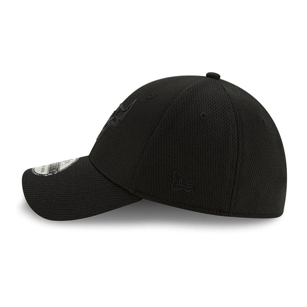 New Era Caps Chicago Bulls New Era NBA 2020 Back Half Black On Black 39THIRTY Flex Fit Curve Hat