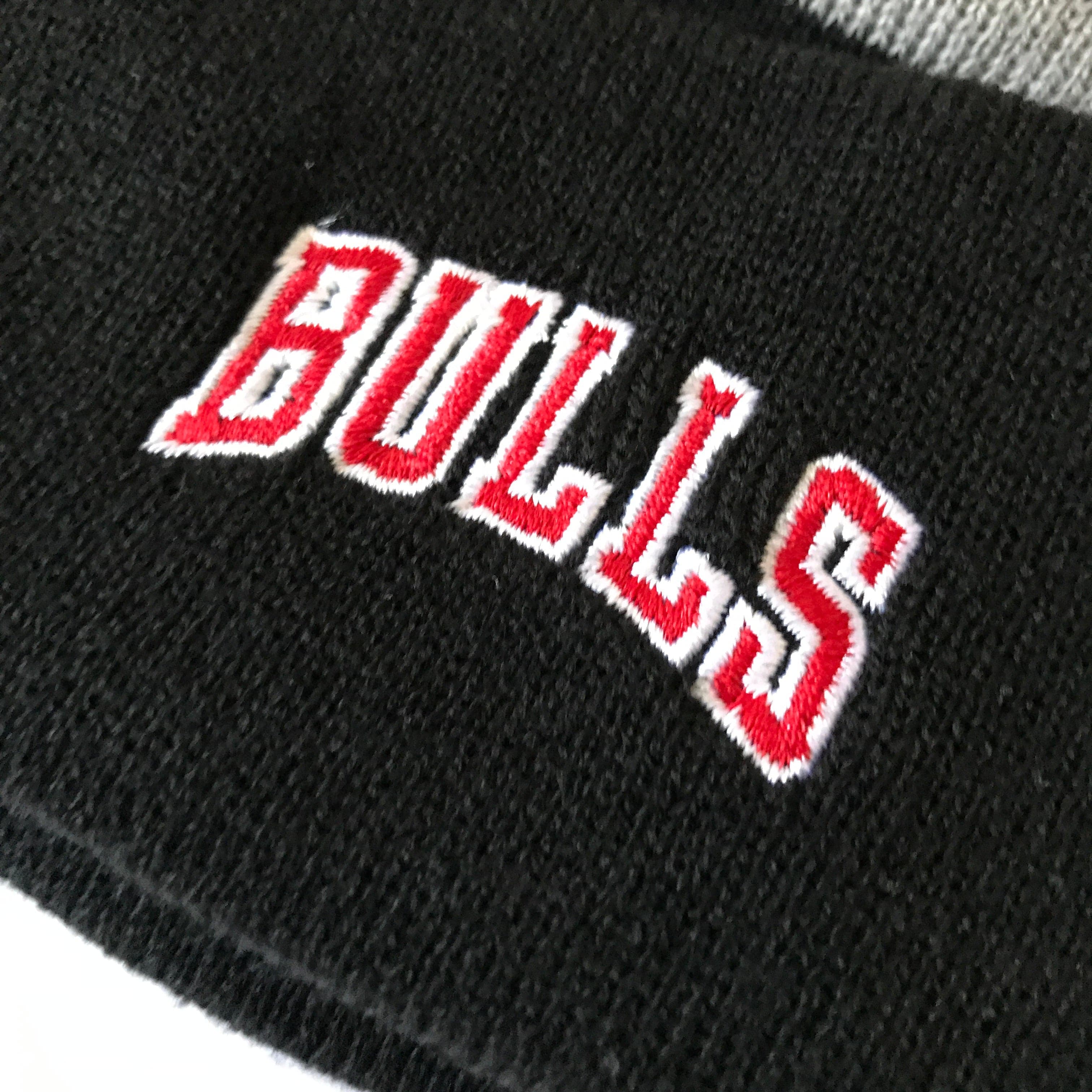 New Era Beanies Chicago Bulls New Era NBA Grey Stripe Knit Beanie - Black