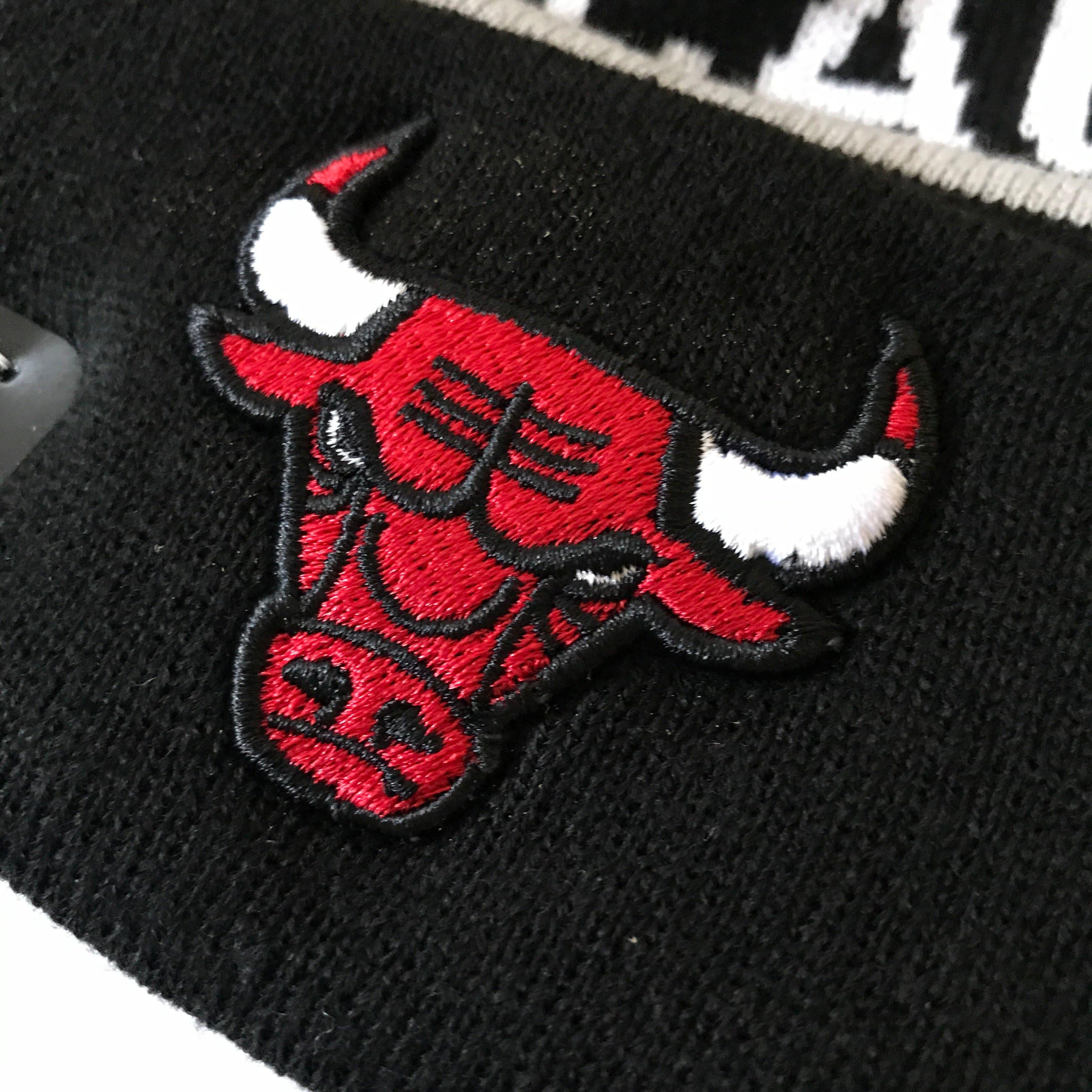 New Era Beanies Chicago Bulls New Era NBA Grey Stripe Knit Beanie - Black