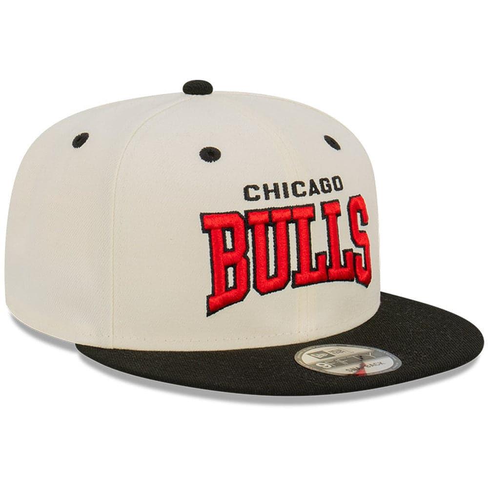 New Era Caps Chicago Bulls New Era NBA Pro Arch 9FIFTY Snapback Hat - Chrome