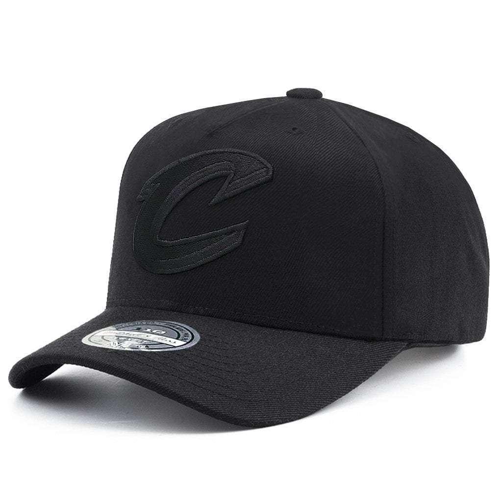 Mitchell And Ness Caps Cleveland Cavaliers Mitchell & Ness NBA All Black 110 Curve Snapback Hat