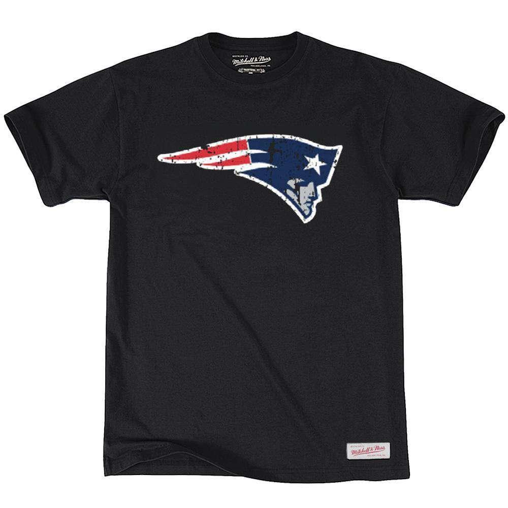 New England Patriots Mitchell & Ness NFL Distressed T-Shirt - Black