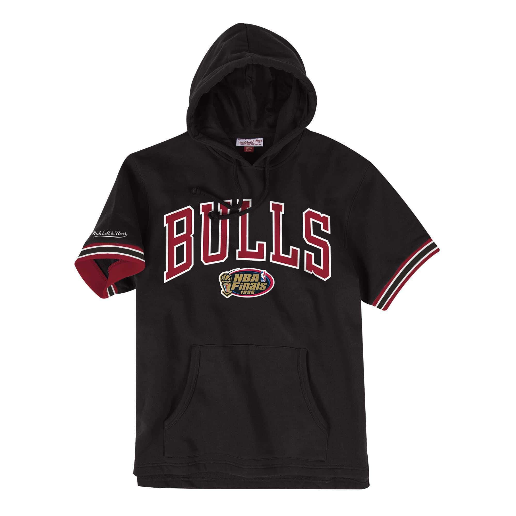 Chicago Bulls Mitchell & Ness NBA French Terry Short Sleeve Hoodie Jumper - Black