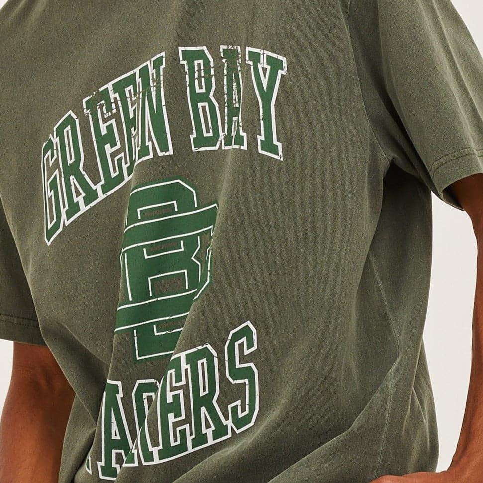 Mitchell And Ness T-Shirts Green Bay Packers Mitchell & Ness NFL Throwback Crest Vintage T-Shirt - Faded Green