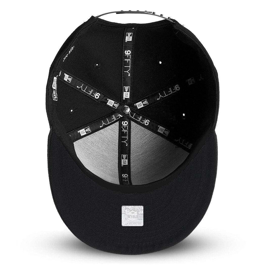 New Era Caps Green Bay Packers New Era NFL Black On Black Pre-Curved 9FIFTY Snapback Hat