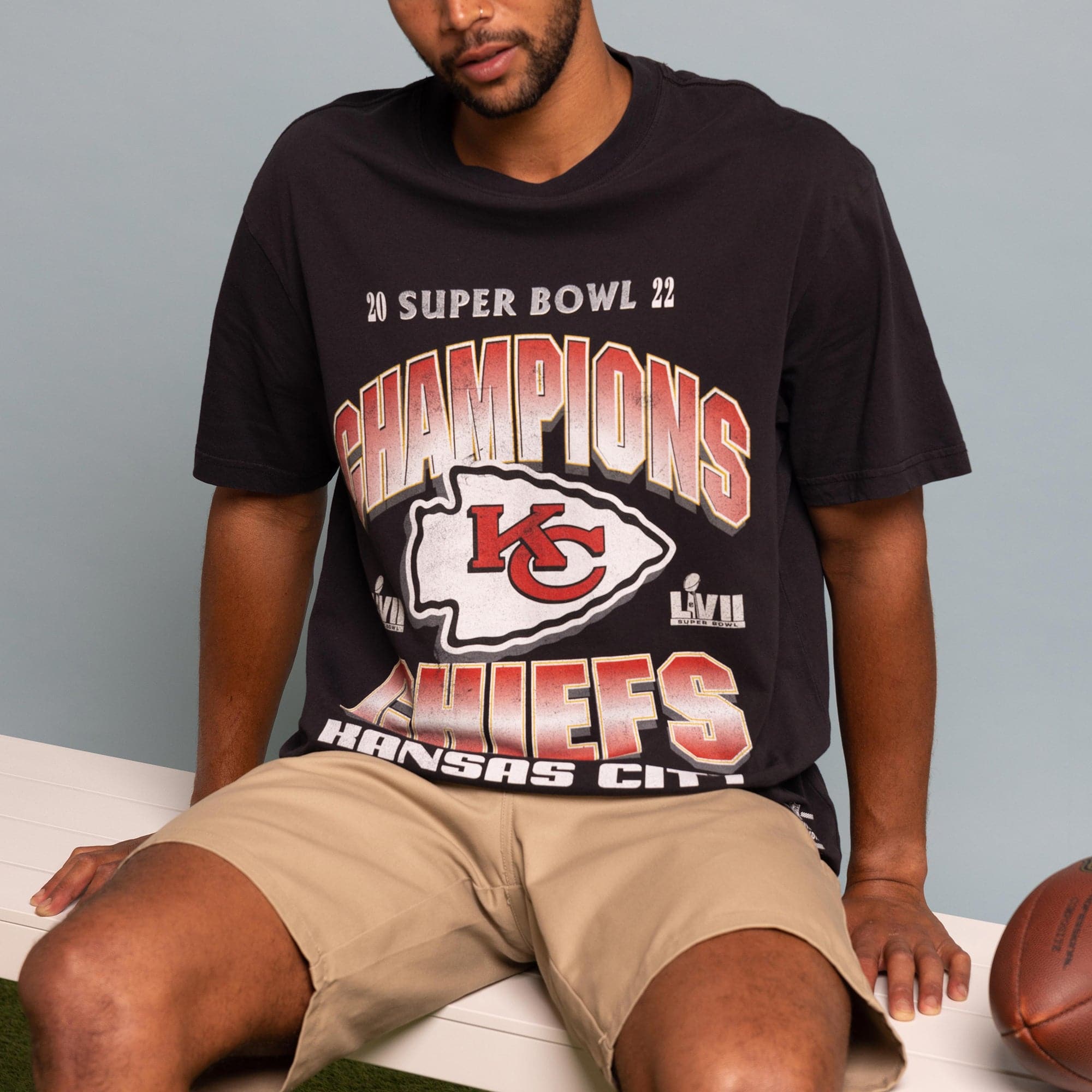 Majestic Athletic T-Shirts Kansas City Chiefs NFL Super Bowl LVII Champs Arch T-Shirt - Black