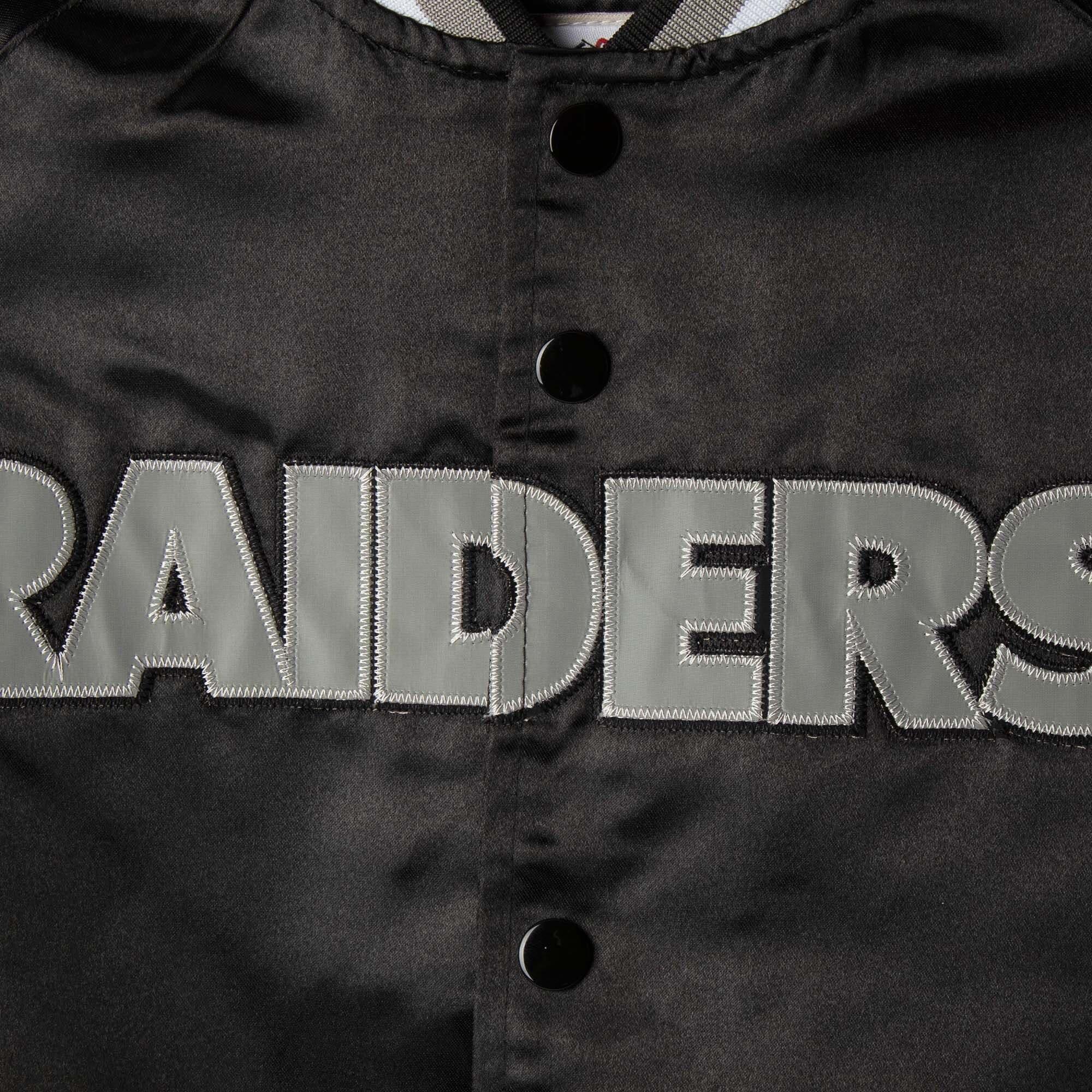 Mitchell And Ness Jackets Las Vegas Raiders Mitchell & Ness NFL Lightweight Satin Jacket - Black