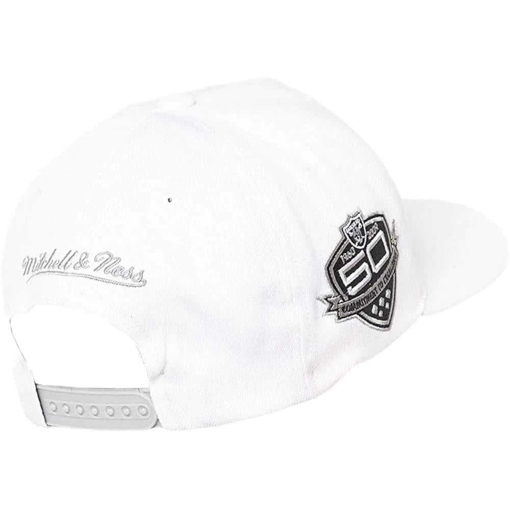 Mitchell And Ness Caps Las Vegas Raiders Mitchell & Ness NFL Show Up Classic Red Snapback Hat - Off White