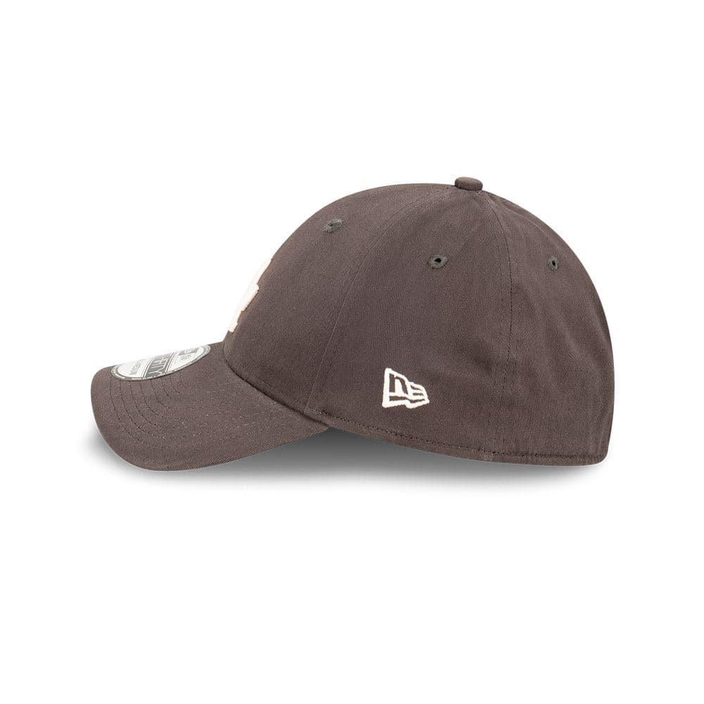 New Era Caps Los Angeles Dodgers New Era MLB Ivory Logo 39THIRTY Stretch Fit Curve Hat - Graphite