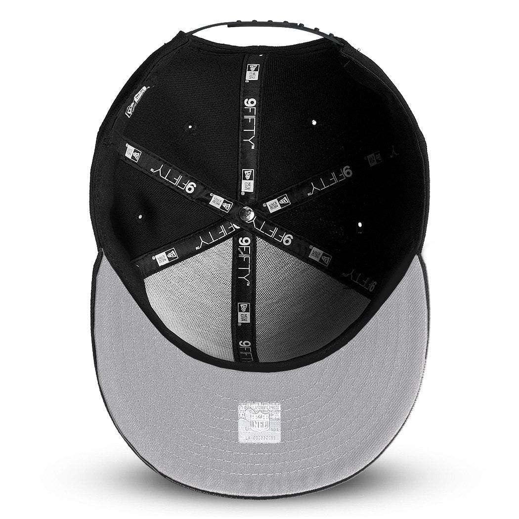 New Era Caps Los Angeles Dodgers New Era MLB Pre-Curved Black On Black 9FIFTY Snapback Hat