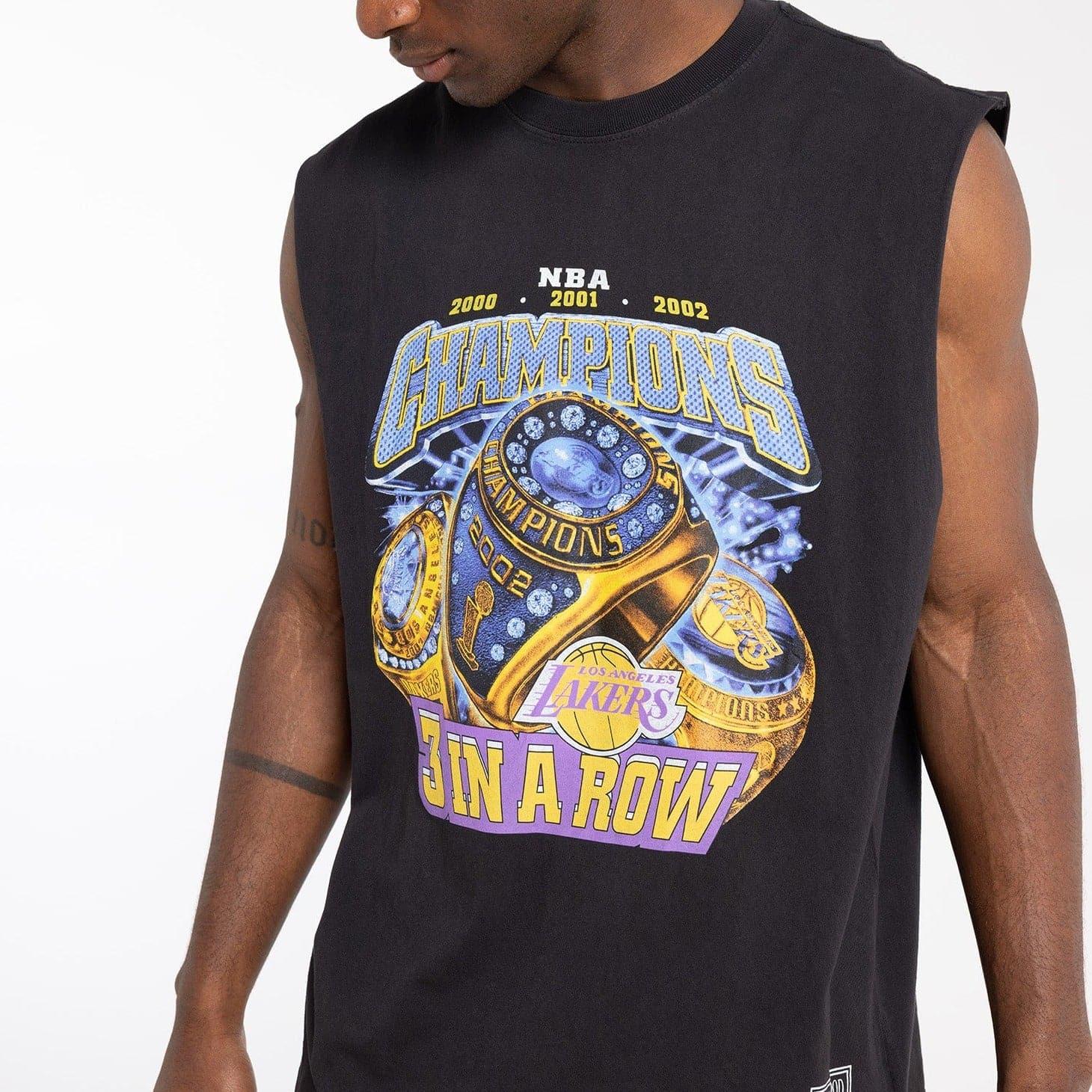 Mitchell And Ness T-Shirts Los Angeles Lakers Mitchell & Ness NBA 3 In A Row Champs Vintage Muscle T-Shirt - Faded Black