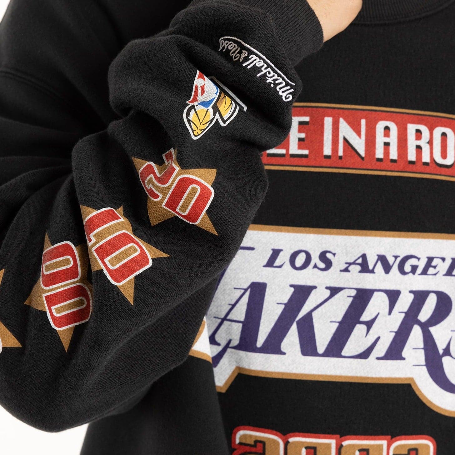 Mitchell And Ness Jumpers Los Angeles Lakers Mitchell & Ness NBA 3 In A Row Vintage Crew Jumper - Faded Black
