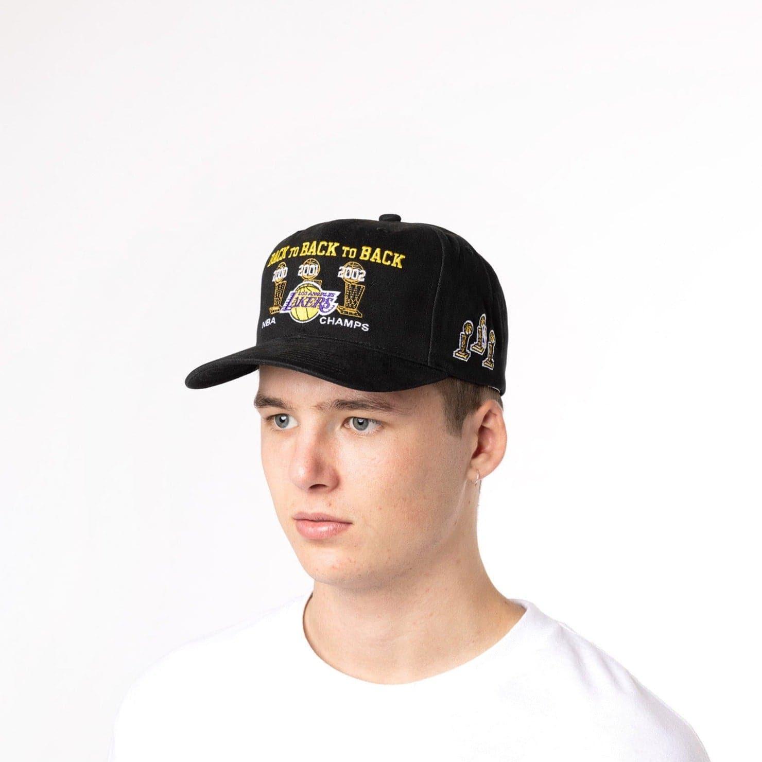 Mitchell And Ness Caps Los Angeles Lakers Mitchell & Ness NBA 3-Peat Deadstock Snapback Hat - Black