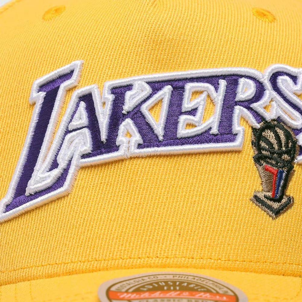 Mitchell And Ness Caps Los Angeles Lakers Mitchell & Ness NBA Finals Patch Classic Red Snapback Hat - Yellow