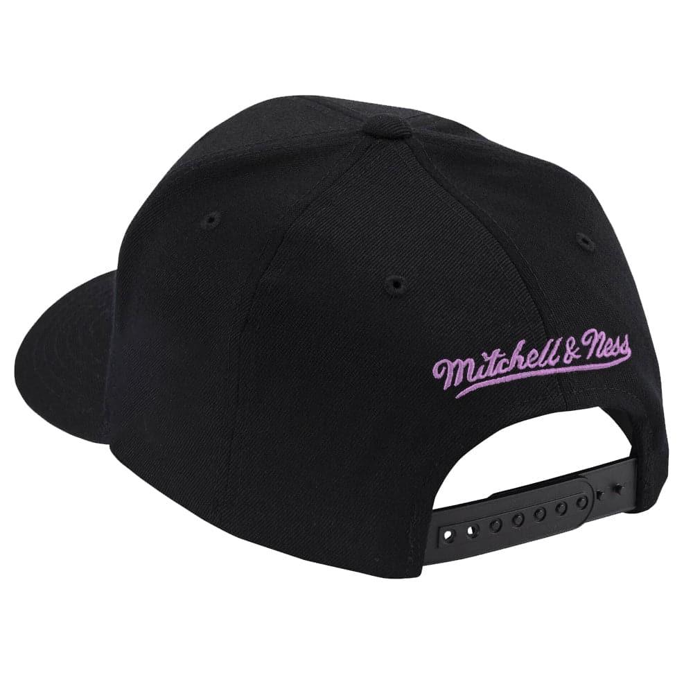 Mitchell And Ness Caps Los Angeles Lakers Mitchell & Ness NBA Tuff Weald 110 Curve Snapback Hat - Black