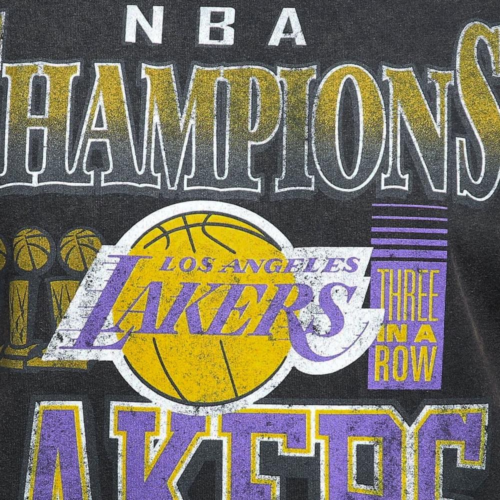 Mitchell And Ness T-Shirts Los Angeles Lakers Mitchell & Ness NBA Vintage Champs Muscle T-Shirt - Black