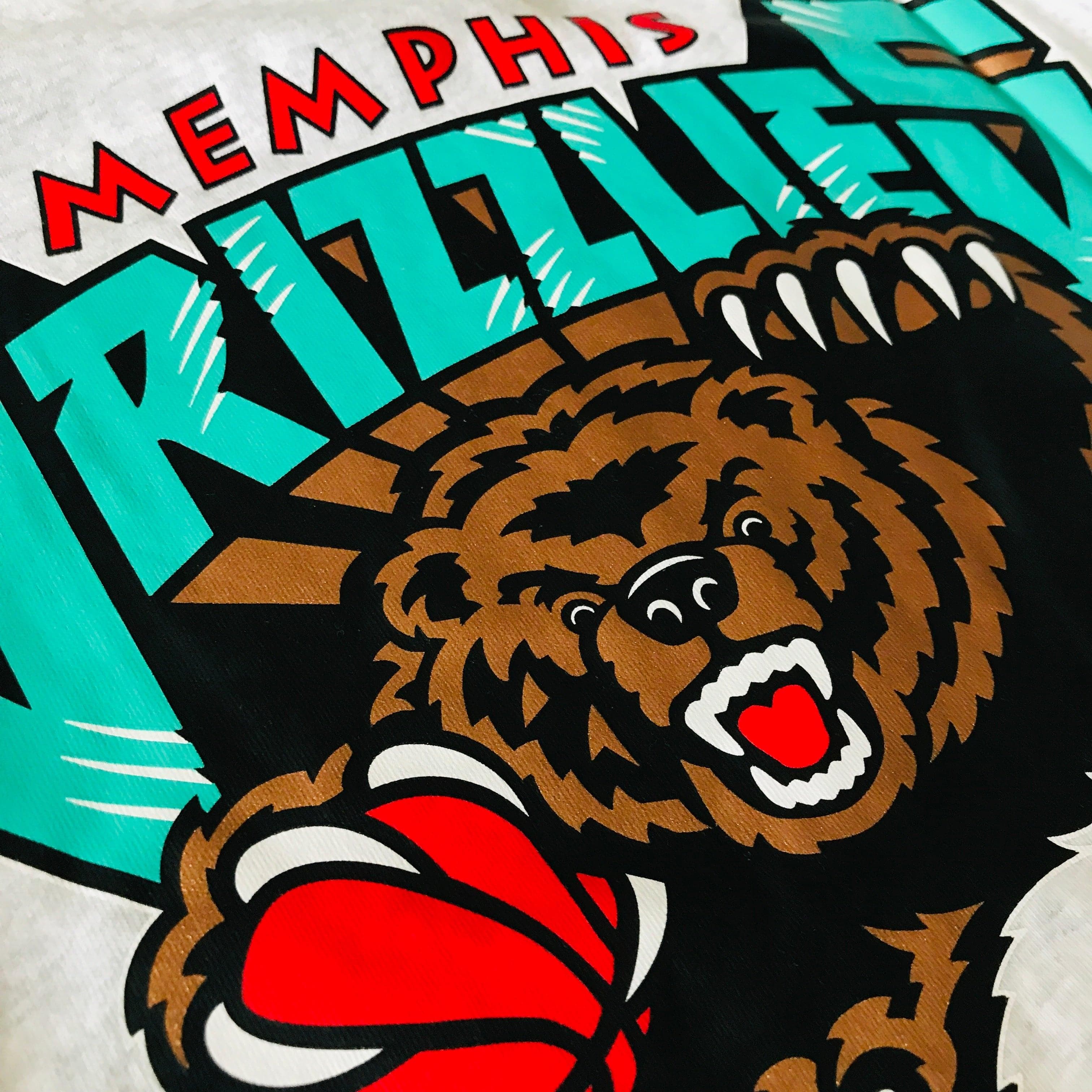 Mitchell And Ness T-Shirts Memphis Grizzlies Mitchell & Ness NBA HWC Retro Repeat T-Shirt - White Marle