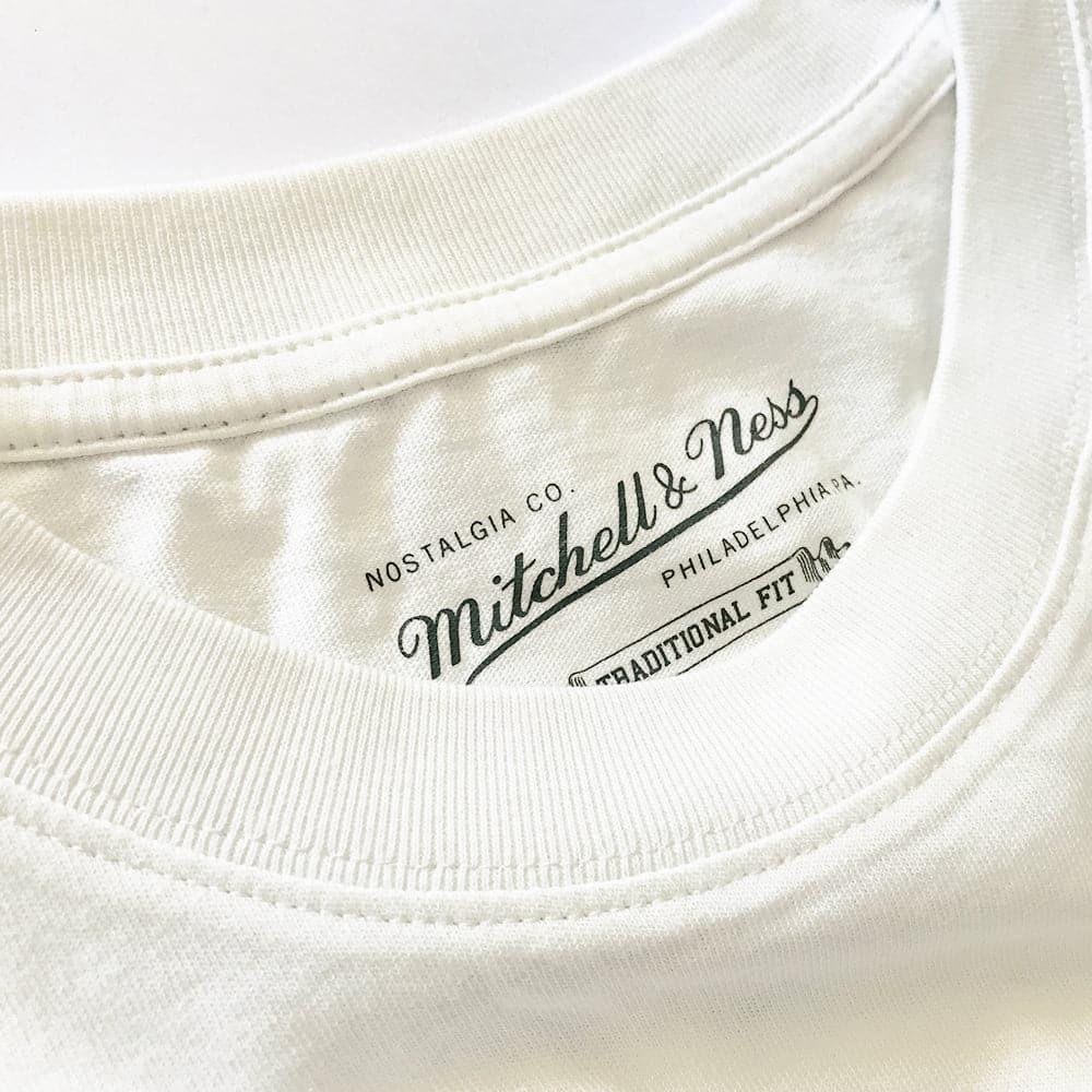 Mitchell And Ness T-Shirts Memphis Grizzlies Mitchell & Ness NBA HWC Scribble Vintage T-Shirt - Vintage White
