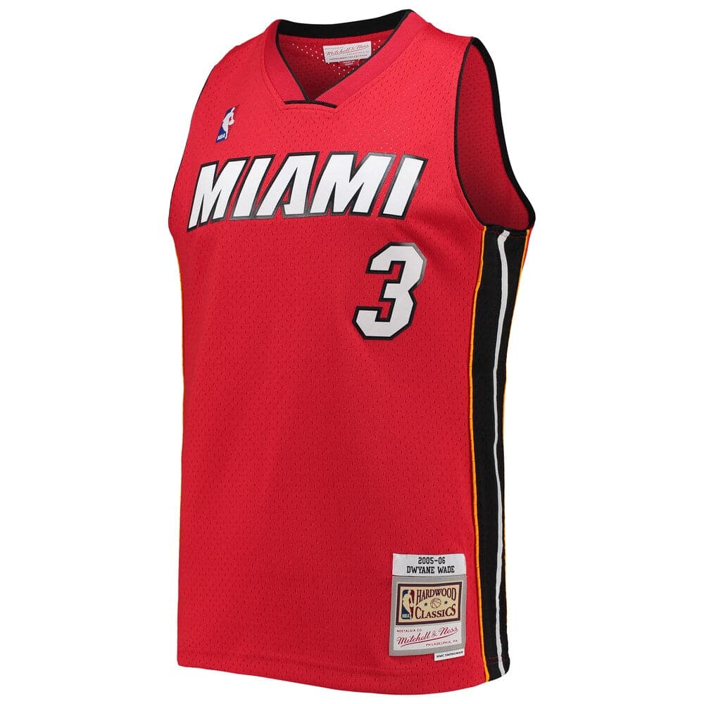 Dwyane Wade Miami Heat 05-06 Road Mitchell & Ness NBA Swingman Jersey - Red