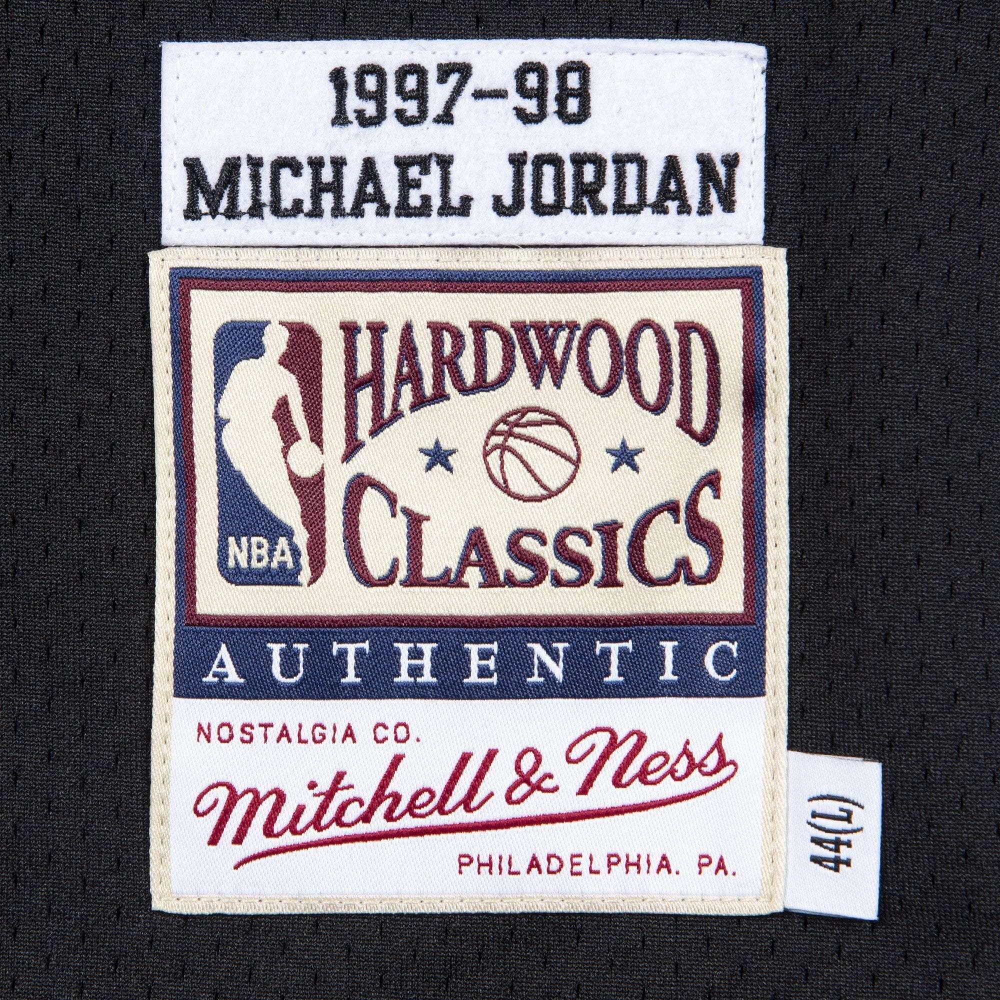Mitchell And Ness Jerseys Michael Jordan Chicago Bulls Mitchell & Ness NBA Authentic Jersey - Black