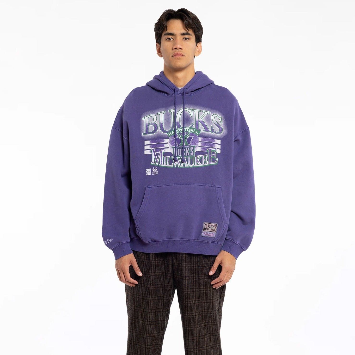 Mitchell And Ness Jumpers Milwaukee Bucks Mitchell & Ness NBA Glow Vintage Hoodie Jumper - Faded Purple