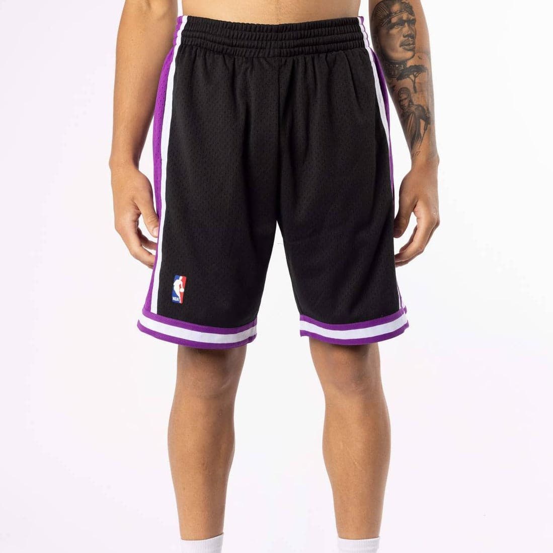 Mitchell And Ness Shorts Milwaukee Bucks Mitchell & Ness NBA Reload 2.0 00-01 Swingman Shorts - Black