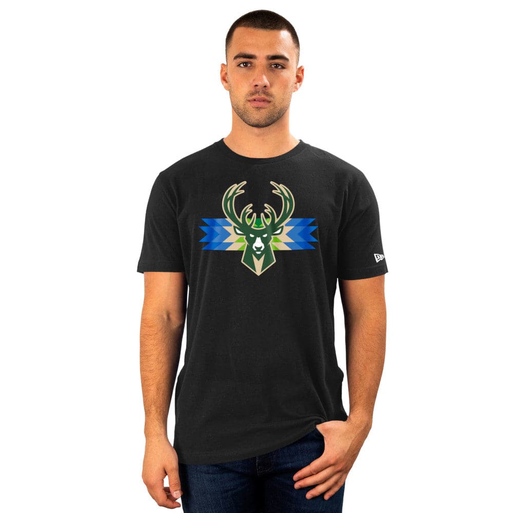 New Era T-Shirts Milwaukee Bucks New Era NBA 22-23 City Edition T-Shirt - Black