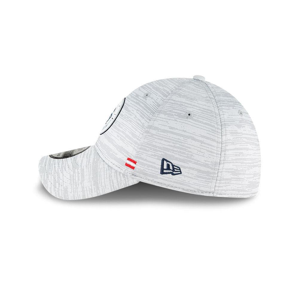 New Era Caps New England Patriots New Era NFL 2020 Sideline 39THIRTY Flex Fit Curve Hat - Grey