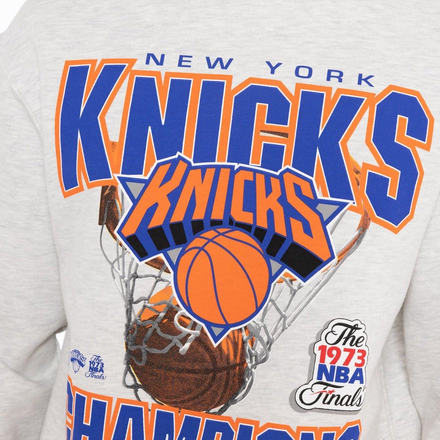 Mitchell And Ness Jumpers New York Knicks Mitchell & Ness NBA Nothing But Vintage Crew Jumper - Silver Marle