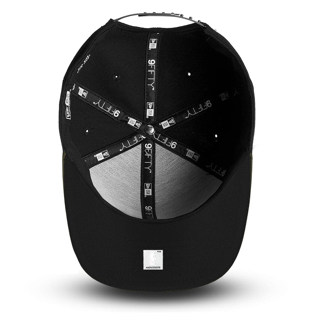 New Era Caps New York Knicks New Era NBA Amber Logo 9FIFTY OF Pre-Curved Snapback Hat - Black