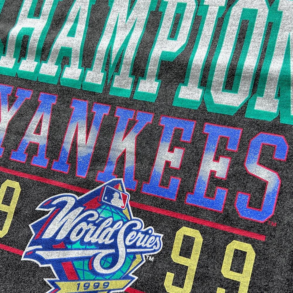 Majestic Athletic T-Shirts New York Yankees Majestic MLB 1999 World Champs Vintage T-Shirt - Washed Black