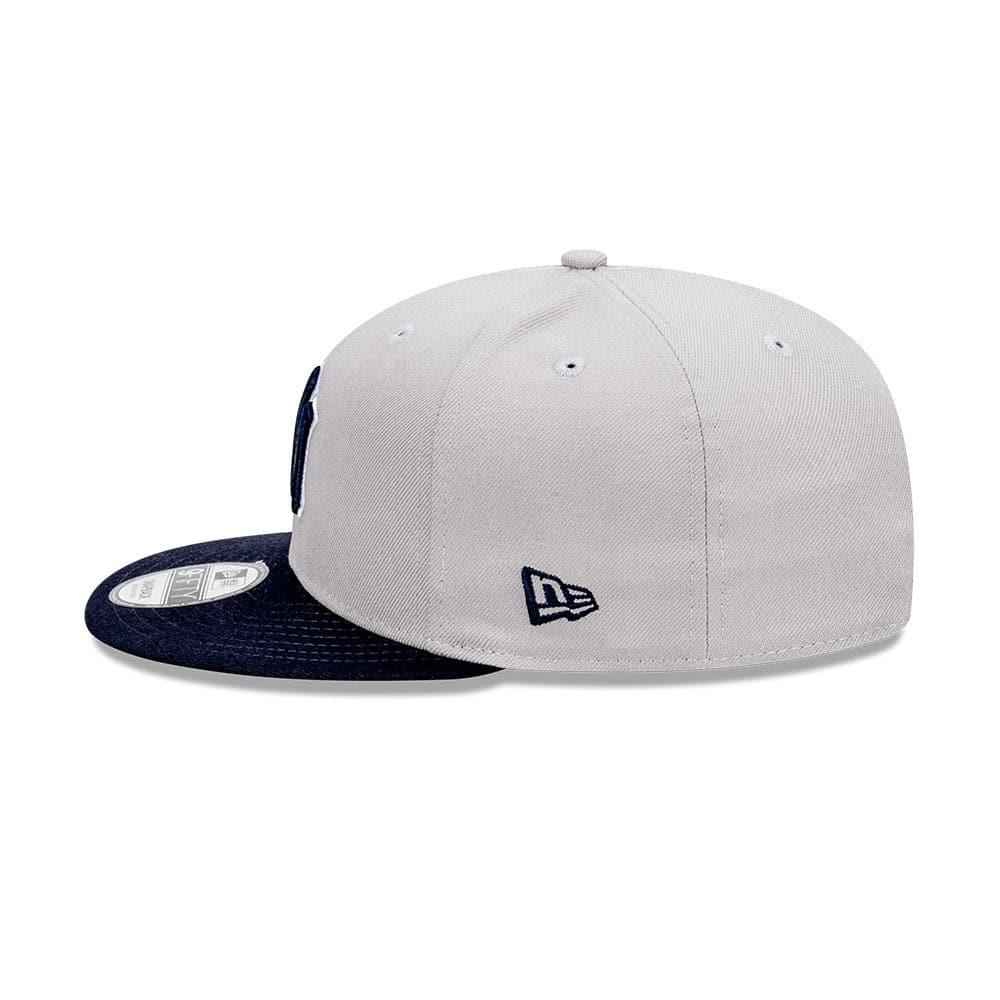 New Era Caps Adjustable M/L New York Yankees New Era MLB Team Interchange 2 Tone 9FIFTY Snapback Hat - Grey/Navy