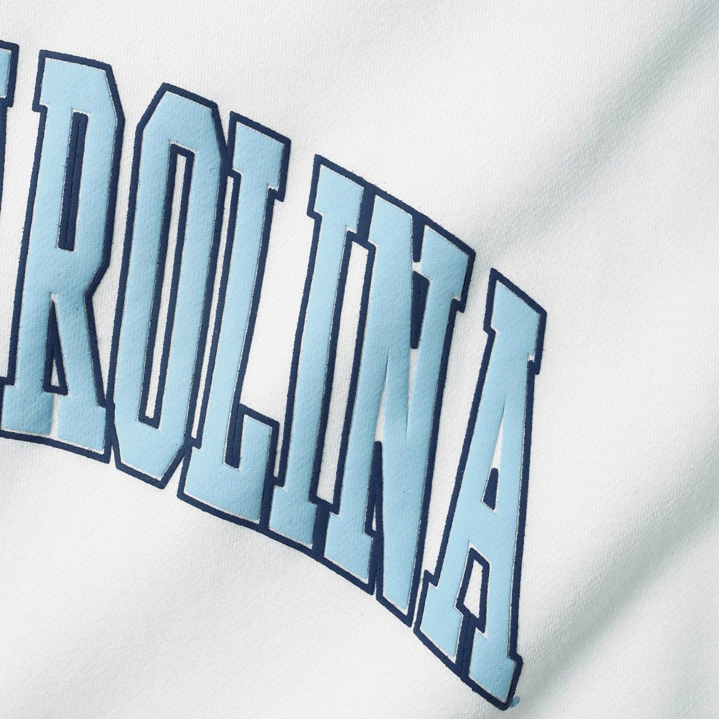 NCAA Branded Jumpers North Carolina Tar Heels NCAA Puff Print Arch Vintage Crew Jumper - Vintage White