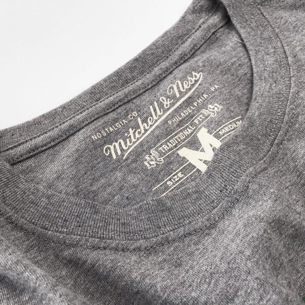 Mitchell And Ness T-Shirts Philadelphia 76ers Mitchell & Ness NBA Colour Pop T-Shirt - Grey