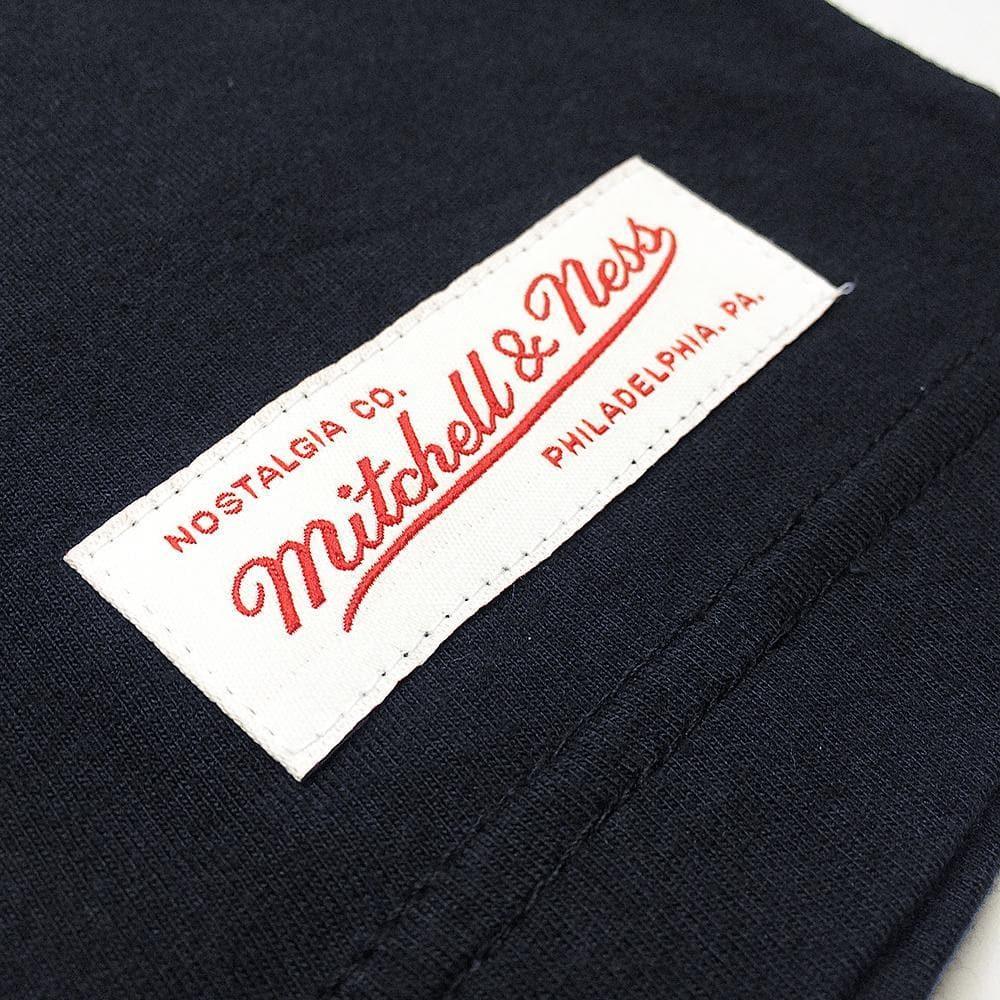 Mitchell And Ness T-Shirts Philadelphia 76ers Mitchell & Ness NBA Retro Repeat T-Shirt - Navy