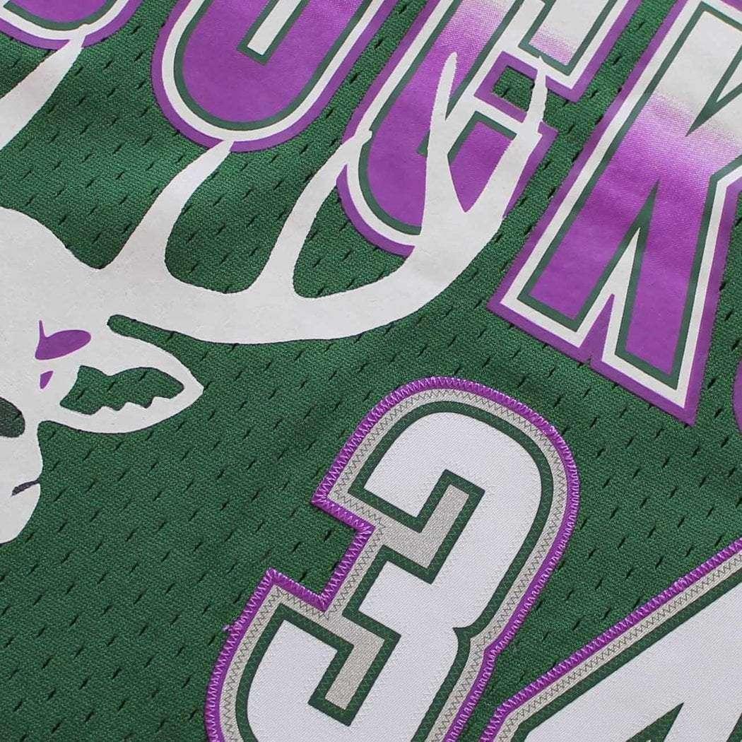 Mitchell And Ness Jerseys Ray Allen Milwaukee Bucks Mitchell & Ness NBA Swingman Jersey - Geen