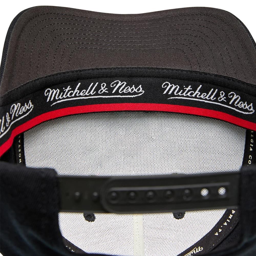 Mitchell And Ness Caps San Antonio Spurs Mitchell & Ness NBA Diamond One Curve Snapback Hat - Black