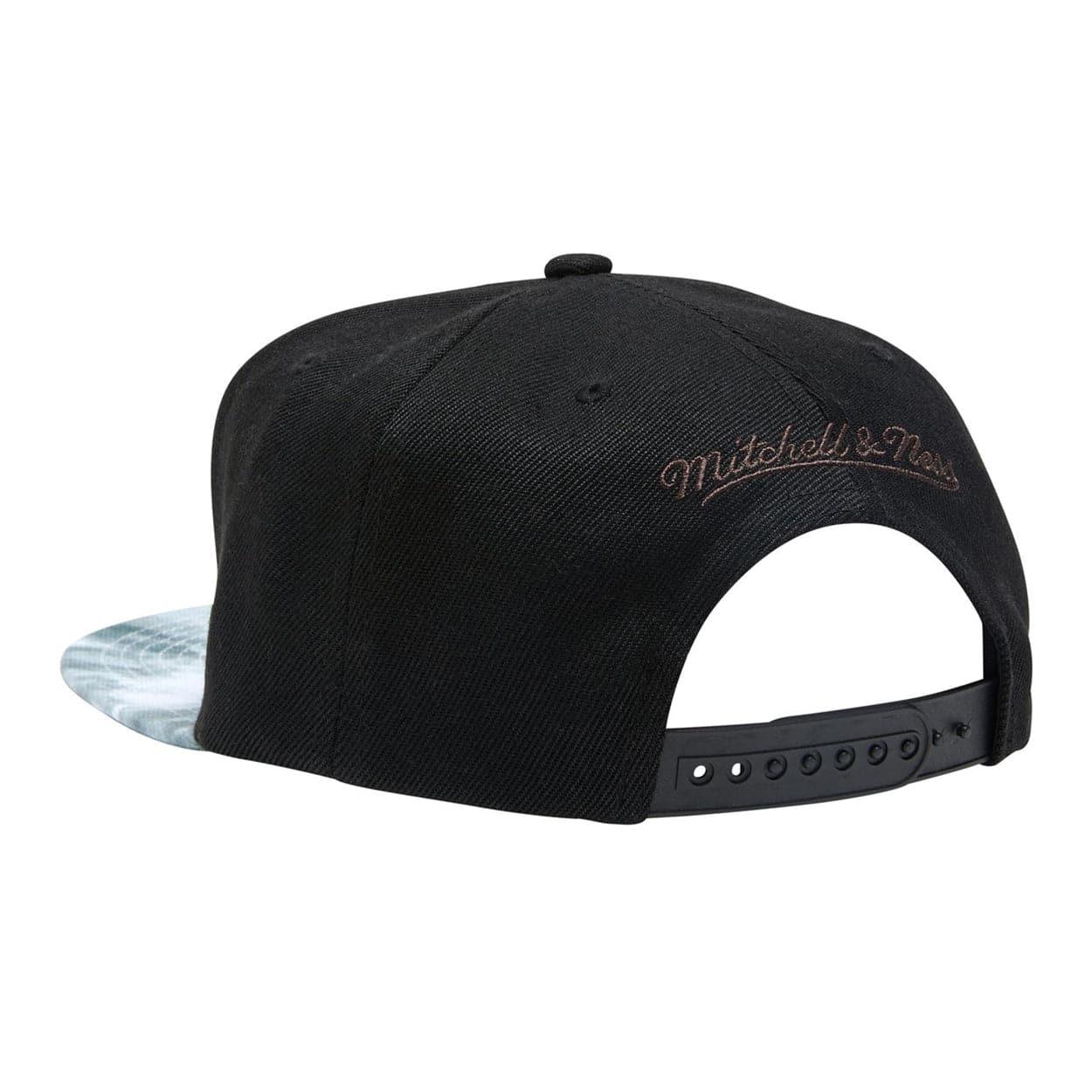 Mitchell And Ness Caps San Antonio Spurs Mitchell & Ness NBA HWC Blizted Snapback Hat - Black